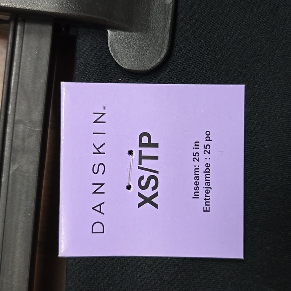 Danskin Size XS Black High Rise Ankle Length Leggings - Picture 6 of 10